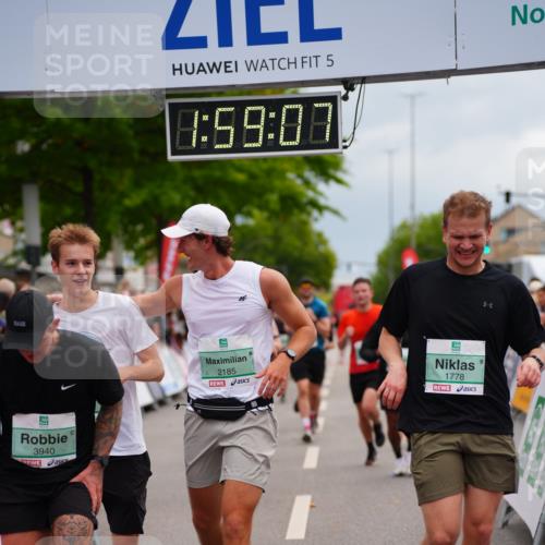 20.09.2026 - PSD Bank Halbmarathon LAZAROV Photography http://msf.ph/oto/10520536 20.09.2026 11:59:06 Ziel 1197, 1519, 1778, 2050, 2185, 3112, 3150, 3467, 3718, 3940, 4029, 4223, 4286, 4694, 4738 meine-sportfotos.de