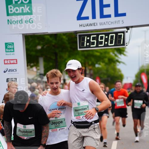 20.09.2026 - PSD Bank Halbmarathon LAZAROV Photography http://msf.ph/oto/10520546 20.09.2026 11:59:07 Ziel 1197, 1519, 1778, 2050, 2185, 3112, 3150, 3194, 3467, 3940, 4029, 4223, 4286, 4694, 4738 meine-sportfotos.de