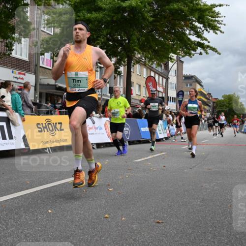 20.09.2026 - PSD Bank Halbmarathon J. Mangold http://msf.ph/oto/10520567 20.09.2026 11:53:18 Ziel 1012, 1528, 2106, 2270, 2350, 2611, 3154, 3376, 3678, 3702, 3867, 4025 meine-sportfotos.de