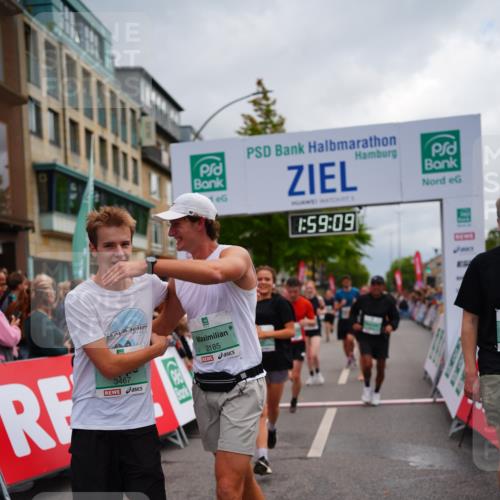 20.09.2026 - PSD Bank Halbmarathon LAZAROV Photography http://msf.ph/oto/10520569 20.09.2026 11:59:08 Ziel 1197, 1519, 1778, 2050, 2185, 3112, 3150, 3194, 3467, 3940, 4029, 4223, 4286, 4694, 4738 meine-sportfotos.de