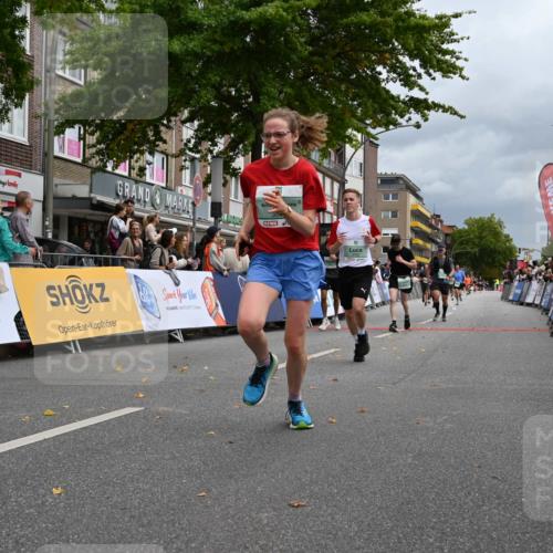 20.09.2026 - PSD Bank Halbmarathon J. Mangold http://msf.ph/oto/10520594 20.09.2026 11:53:24 Ziel 1462, 1528, 1961, 2106, 2350, 2611, 3376, 3678, 3702, 3867, 4021, 4025, 4770 meine-sportfotos.de
