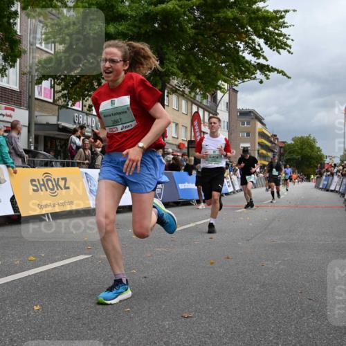 20.09.2026 - PSD Bank Halbmarathon J. Mangold http://msf.ph/oto/10520595 20.09.2026 11:53:24 Ziel 1462, 1528, 1961, 2106, 2350, 2611, 3376, 3678, 3702, 3867, 4021, 4025, 4770 meine-sportfotos.de