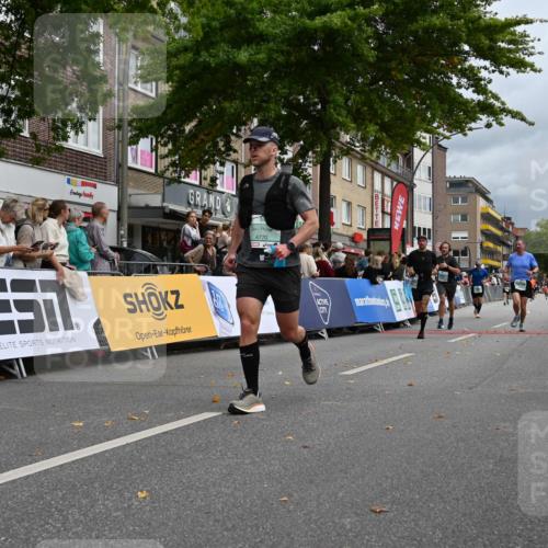 20.09.2026 - PSD Bank Halbmarathon J. Mangold http://msf.ph/oto/10520619 20.09.2026 11:53:29 Ziel 1462, 1961, 2611, 3678, 3702, 3840, 3867, 4021, 4426, 4770 meine-sportfotos.de