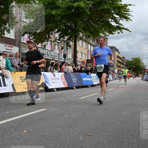 20.09.2026 - PSD Bank Halbmarathon J. Mangold http://msf.ph/oto/10520631 20.09.2026 11:53:32 Ziel 1346, 1462, 1961, 2611, 3678, 3840, 4021, 4426, 4770 meine-sportfotos.de