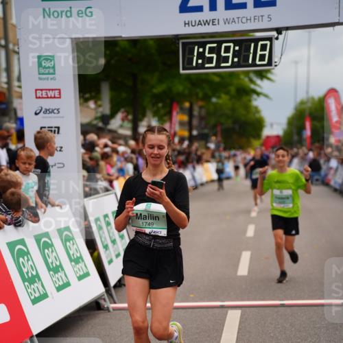 20.09.2026 - PSD Bank Halbmarathon LAZAROV Photography http://msf.ph/oto/10520633 20.09.2026 11:59:17 Ziel 1519, 1749, 3112, 3150, 3194, 4286, 4428, 4591 meine-sportfotos.de