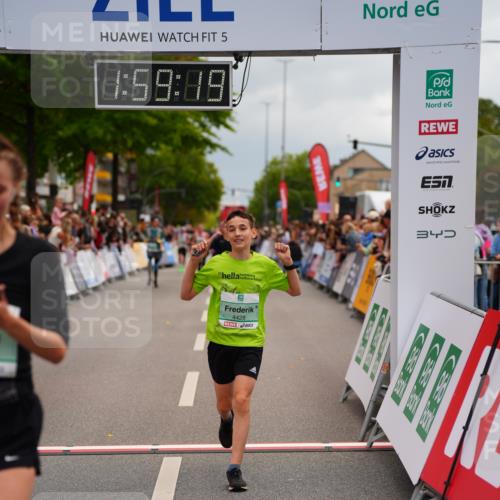 20.09.2026 - PSD Bank Halbmarathon LAZAROV Photography http://msf.ph/oto/10520644 20.09.2026 11:59:18 Ziel 1519, 1749, 2370, 3150, 3194, 4286, 4428, 4591 meine-sportfotos.de