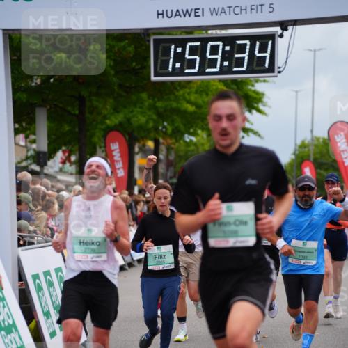 20.09.2026 - PSD Bank Halbmarathon LAZAROV Photography http://msf.ph/oto/10520682 20.09.2026 11:59:33 Ziel 1091, 1093, 1095, 1098, 2085, 2736, 3066, 3390, 3668, 3771, 3772 meine-sportfotos.de