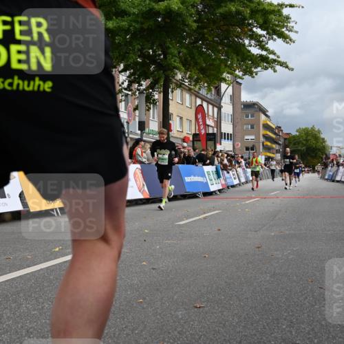 20.09.2026 - PSD Bank Halbmarathon J. Mangold http://msf.ph/oto/10520697 20.09.2026 11:53:51 Ziel 1014, 2031, 2144, 2879, 3106, 3479, 3558, 4742 meine-sportfotos.de