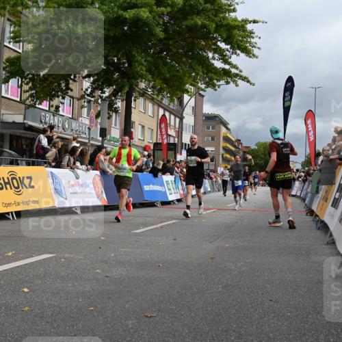 20.09.2026 - PSD Bank Halbmarathon J. Mangold http://msf.ph/oto/10520700 20.09.2026 11:53:55 Ziel 1642, 1839, 2031, 2144, 2594, 3558, 3654, 4027, 4742, 4759, 4785 meine-sportfotos.de