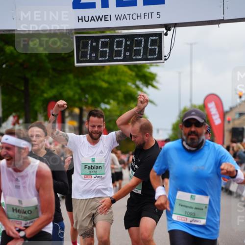 20.09.2026 - PSD Bank Halbmarathon LAZAROV Photography http://msf.ph/oto/10520701 20.09.2026 11:59:35 Ziel 1093, 1095, 1098, 1279, 2085, 2736, 3066, 3390, 3771, 3772 meine-sportfotos.de