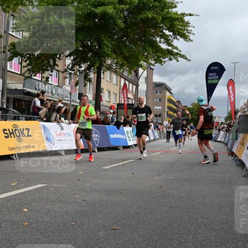 20.09.2026 - PSD Bank Halbmarathon J. Mangold http://msf.ph/oto/10520702 20.09.2026 11:53:55 Ziel 1642, 1839, 2031, 2144, 2594, 3558, 3654, 4027, 4742, 4759, 4785 meine-sportfotos.de