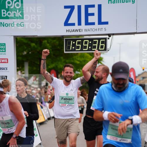 20.09.2026 - PSD Bank Halbmarathon LAZAROV Photography http://msf.ph/oto/10520704 20.09.2026 11:59:36 Ziel 1093, 1095, 1098, 1279, 2085, 2208, 2439, 2736, 3066, 3390, 3771, 3772 meine-sportfotos.de