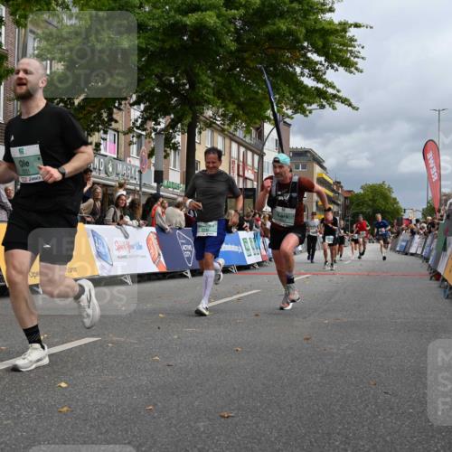 20.09.2026 - PSD Bank Halbmarathon J. Mangold http://msf.ph/oto/10520714 20.09.2026 11:53:57 Ziel 1642, 1839, 2031, 2144, 2594, 3558, 3654, 4027, 4742, 4759, 4785 meine-sportfotos.de