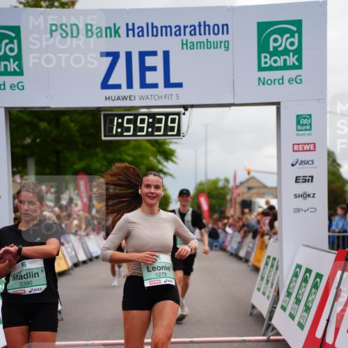 20.09.2026 - PSD Bank Halbmarathon LAZAROV Photography http://msf.ph/oto/10520720 20.09.2026 11:59:39 Ziel 1093, 1098, 1279, 2085, 2208, 2439, 2670, 2736, 3066, 3390, 3771, 3772, 4711 meine-sportfotos.de