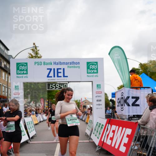 20.09.2026 - PSD Bank Halbmarathon LAZAROV Photography http://msf.ph/oto/10520724 20.09.2026 11:59:40 Ziel 1093, 1098, 1279, 2085, 2208, 2439, 2670, 2736, 3066, 3390, 3771, 3772, 4711 meine-sportfotos.de