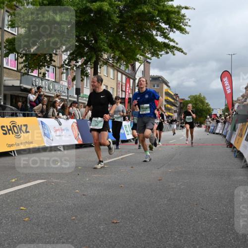 20.09.2026 - PSD Bank Halbmarathon J. Mangold http://msf.ph/oto/10520730 20.09.2026 11:54:00 Ziel 1642, 1839, 2031, 2144, 2594, 2727, 3558, 3654, 4027, 4759, 4777, 4785 meine-sportfotos.de