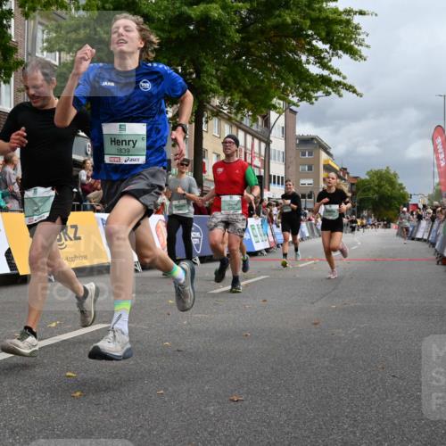 20.09.2026 - PSD Bank Halbmarathon J. Mangold http://msf.ph/oto/10520738 20.09.2026 11:54:01 Ziel 1642, 1839, 2031, 2144, 2594, 2727, 3558, 3654, 4027, 4759, 4777, 4785 meine-sportfotos.de