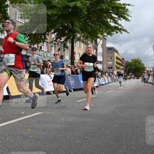 20.09.2026 - PSD Bank Halbmarathon J. Mangold http://msf.ph/oto/10520744 20.09.2026 11:54:02 Ziel 1642, 1839, 2031, 2144, 2594, 2727, 3558, 3654, 4027, 4759, 4777, 4785 meine-sportfotos.de