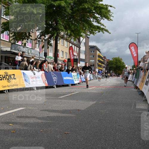 20.09.2026 - PSD Bank Halbmarathon J. Mangold http://msf.ph/oto/10520752 20.09.2026 11:54:05 Ziel 1642, 1839, 2594, 2727, 2987, 3654, 3687, 4027, 4759, 4777, 4785 meine-sportfotos.de