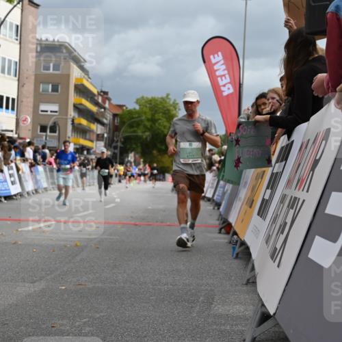 20.09.2026 - PSD Bank Halbmarathon J. Mangold http://msf.ph/oto/10520754 20.09.2026 11:54:07 Ziel 1642, 1839, 2594, 2727, 2987, 3654, 3687, 4027, 4759, 4777 meine-sportfotos.de
