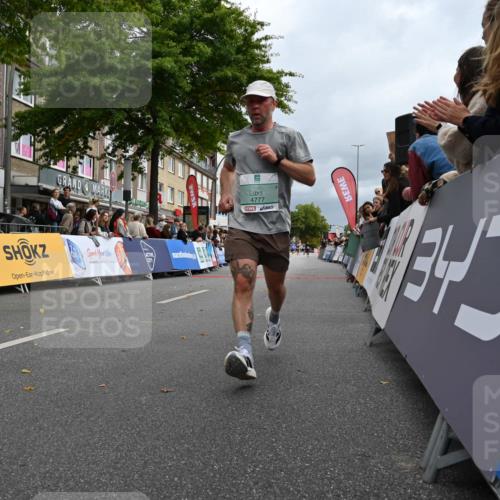 20.09.2026 - PSD Bank Halbmarathon J. Mangold http://msf.ph/oto/10520767 20.09.2026 11:54:09 Ziel 2594, 2727, 2987, 3687, 4777 meine-sportfotos.de