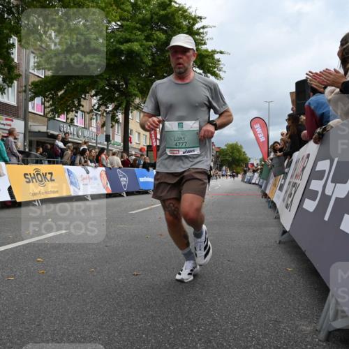 20.09.2026 - PSD Bank Halbmarathon J. Mangold http://msf.ph/oto/10520769 20.09.2026 11:54:09 Ziel 2594, 2727, 2987, 3687, 4777 meine-sportfotos.de