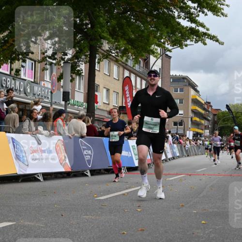 20.09.2026 - PSD Bank Halbmarathon J. Mangold http://msf.ph/oto/10520819 20.09.2026 11:54:30 Ziel 1094, 2059, 2123, 2313, 2647, 2669, 3351, 3386, 3426, 3916, 4569, 4755 meine-sportfotos.de