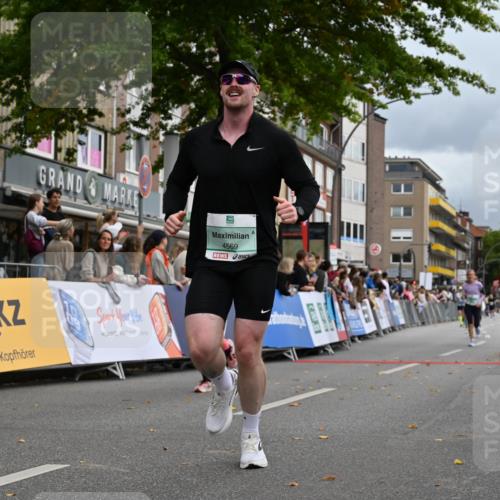 20.09.2026 - PSD Bank Halbmarathon J. Mangold http://msf.ph/oto/10520823 20.09.2026 11:54:30 Ziel 1094, 2059, 2123, 2313, 2647, 2669, 3351, 3386, 3426, 3916, 4569, 4755 meine-sportfotos.de