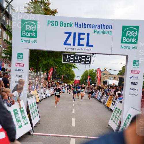 20.09.2026 - PSD Bank Halbmarathon LAZAROV Photography http://msf.ph/oto/10520831 20.09.2026 11:59:59 Ziel 1112, 1265, 1454, 2168, 2170, 2470, 3578, 4493, 4494, 4495 meine-sportfotos.de