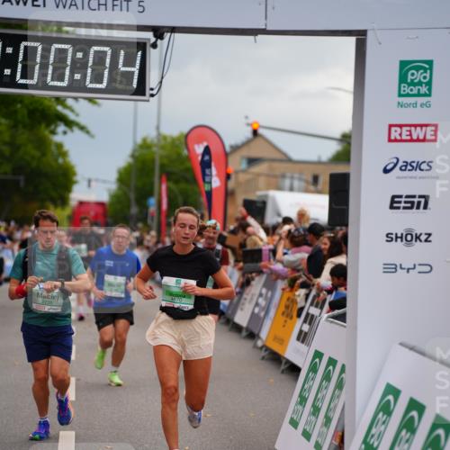20.09.2026 - PSD Bank Halbmarathon LAZAROV Photography http://msf.ph/oto/10520870 20.09.2026 12:00:04 Ziel 1112, 1454, 2186, 2238, 2470, 4670 meine-sportfotos.de