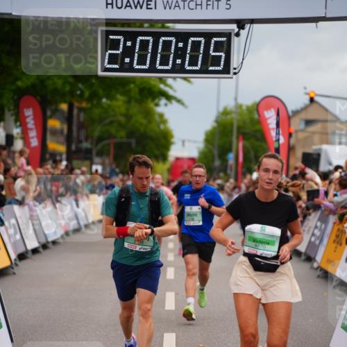 20.09.2026 - PSD Bank Halbmarathon LAZAROV Photography http://msf.ph/oto/10520874 20.09.2026 12:00:04 Ziel 1112, 1454, 2186, 2238, 2470, 4670 meine-sportfotos.de