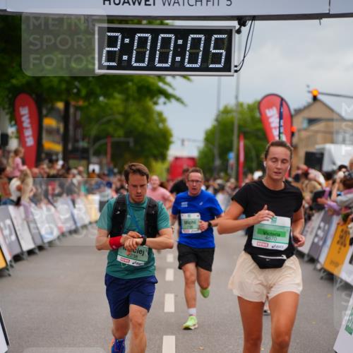 20.09.2026 - PSD Bank Halbmarathon LAZAROV Photography http://msf.ph/oto/10520876 20.09.2026 12:00:04 Ziel 1112, 1454, 2186, 2238, 2470, 4670 meine-sportfotos.de