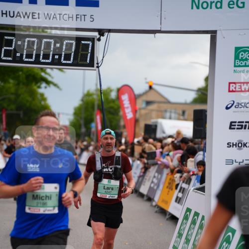 20.09.2026 - PSD Bank Halbmarathon LAZAROV Photography http://msf.ph/oto/10520894 20.09.2026 12:00:07 Ziel 1112, 2186, 2238, 2693, 3146, 4670 meine-sportfotos.de