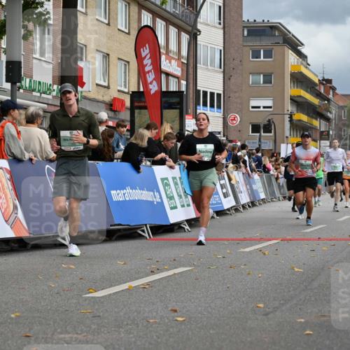 20.09.2026 - PSD Bank Halbmarathon J. Mangold http://msf.ph/oto/10520919 20.09.2026 11:55:01 Ziel 1064, 1088, 1160, 1185, 1538, 1540, 1597, 2108, 3713, 3733, 4156 meine-sportfotos.de