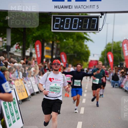 20.09.2026 - PSD Bank Halbmarathon LAZAROV Photography http://msf.ph/oto/10520954 20.09.2026 12:00:16 Ziel 1788, 1927, 2676, 2693, 3146, 3550, 4583 meine-sportfotos.de