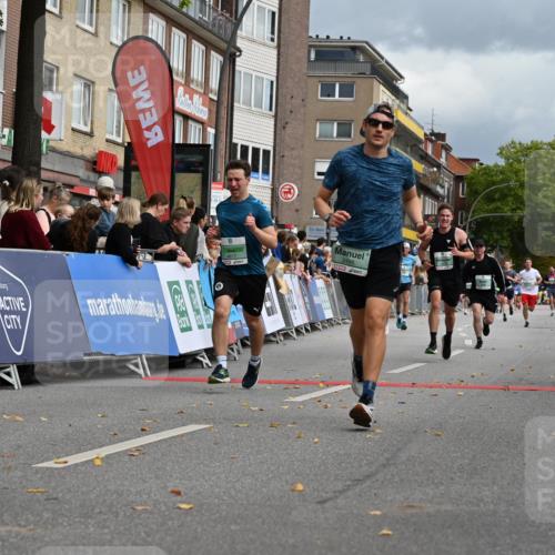 20.09.2026 - PSD Bank Halbmarathon J. Mangold http://msf.ph/oto/10520967 20.09.2026 11:55:12 Ziel 1064, 1185, 1538, 1597, 1819, 1966, 2495, 3733, 4156, 4617, 4769 meine-sportfotos.de