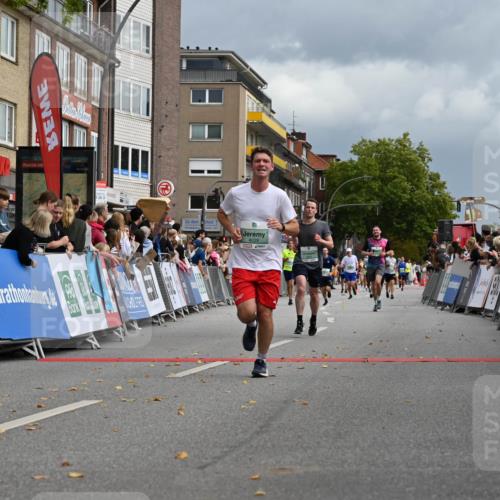 20.09.2026 - PSD Bank Halbmarathon J. Mangold http://msf.ph/oto/10520993 20.09.2026 11:55:23 Ziel 1966, 2015, 3028, 3091, 3898, 4039 meine-sportfotos.de