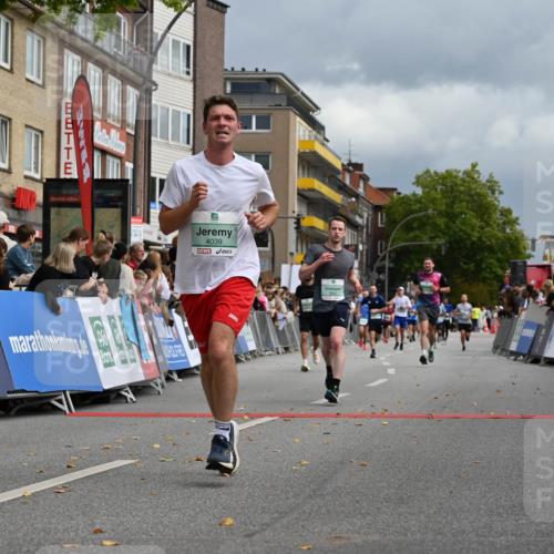 20.09.2026 - PSD Bank Halbmarathon J. Mangold http://msf.ph/oto/10520997 20.09.2026 11:55:24 Ziel 1966, 2015, 3028, 3091, 3898, 4039, 4731 meine-sportfotos.de