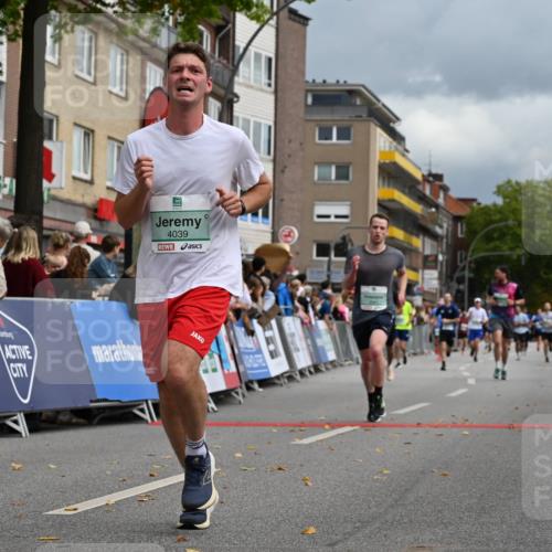 20.09.2026 - PSD Bank Halbmarathon J. Mangold http://msf.ph/oto/10521000 20.09.2026 11:55:25 Ziel 1277, 2015, 3028, 3091, 3898, 4039, 4731 meine-sportfotos.de