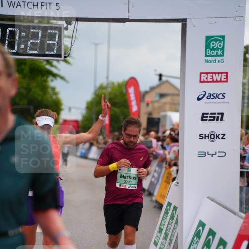 20.09.2026 - PSD Bank Halbmarathon LAZAROV Photography http://msf.ph/oto/10521006 20.09.2026 12:00:22 Ziel 1788, 2228, 2338, 2676, 3024, 3550, 3566, 3812, 4321, 4583, 4704, 4741 meine-sportfotos.de