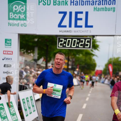 20.09.2026 - PSD Bank Halbmarathon LAZAROV Photography http://msf.ph/oto/10521021 20.09.2026 12:00:25 Ziel 2228, 2338, 2676, 3024, 3550, 3566, 3812, 4321, 4583, 4704, 4741 meine-sportfotos.de
