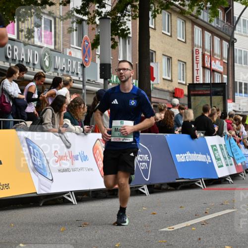 20.09.2026 - PSD Bank Halbmarathon J. Mangold http://msf.ph/oto/10521026 20.09.2026 11:55:33 Ziel 1277, 1289, 1354, 1826, 2015, 2810, 3091, 3760, 3781, 4731 meine-sportfotos.de