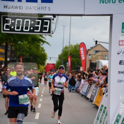 20.09.2026 - PSD Bank Halbmarathon LAZAROV Photography http://msf.ph/oto/10521057 20.09.2026 12:00:33 Ziel 1100, 2338, 2742, 3124, 3566, 3812, 4095 meine-sportfotos.de