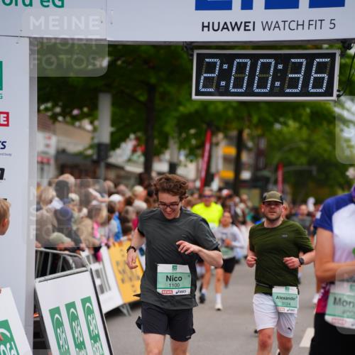 20.09.2026 - PSD Bank Halbmarathon LAZAROV Photography http://msf.ph/oto/10521072 20.09.2026 12:00:35 Ziel 1100, 1334, 2742, 3124, 3661, 4095 meine-sportfotos.de