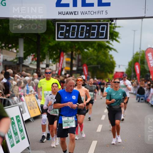 20.09.2026 - PSD Bank Halbmarathon LAZAROV Photography http://msf.ph/oto/10521087 20.09.2026 12:00:38 Ziel 1018, 1100, 1334, 1660, 2742, 2757, 3124, 3489, 3661, 3980, 4095, 4265 meine-sportfotos.de