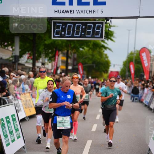 20.09.2026 - PSD Bank Halbmarathon LAZAROV Photography http://msf.ph/oto/10521090 20.09.2026 12:00:38 Ziel 1018, 1100, 1334, 1660, 2742, 2757, 3124, 3489, 3661, 3980, 4095, 4265 meine-sportfotos.de