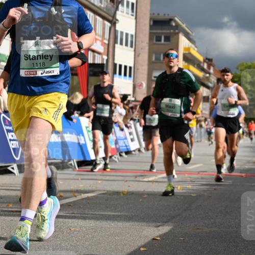 20.09.2026 - PSD Bank Halbmarathon J. Mangold http://msf.ph/oto/10521101 20.09.2026 11:55:51 Ziel 1118, 1260, 1484, 1872, 1887, 2067, 2808, 3012, 3284, 3401, 3634, 3757, 4041, 4341, 4716 meine-sportfotos.de