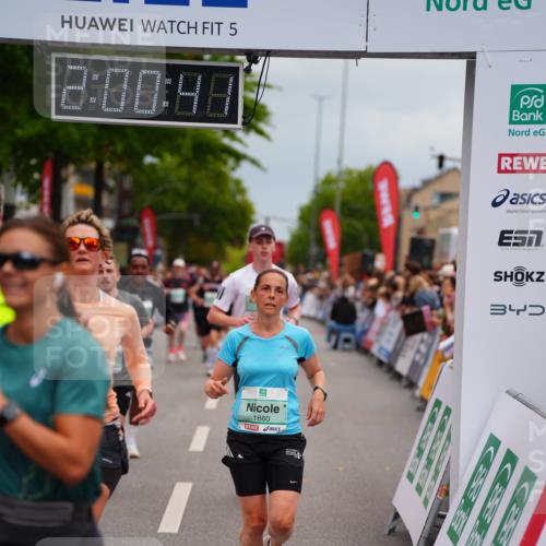 20.09.2026 - PSD Bank Halbmarathon LAZAROV Photography http://msf.ph/oto/10521107 20.09.2026 12:00:41 Ziel 1018, 1100, 1334, 1660, 2742, 2757, 3124, 3489, 3661, 3980, 4095, 4265, 4696 meine-sportfotos.de