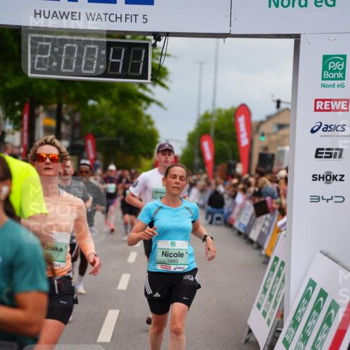 20.09.2026 - PSD Bank Halbmarathon LAZAROV Photography http://msf.ph/oto/10521109 20.09.2026 12:00:41 Ziel 1018, 1100, 1334, 1660, 2742, 2757, 3124, 3489, 3661, 3980, 4095, 4265, 4696 meine-sportfotos.de