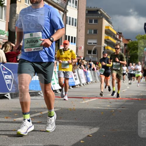 20.09.2026 - PSD Bank Halbmarathon J. Mangold http://msf.ph/oto/10521122 20.09.2026 11:55:54 Ziel 1118, 1260, 1484, 1872, 1887, 2067, 3012, 3284, 3401, 3634, 3757, 4041, 4224, 4341, 4716 meine-sportfotos.de